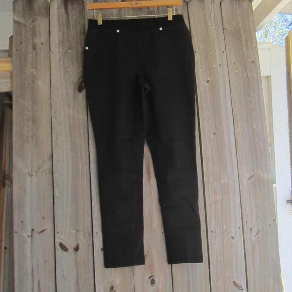 NWT Black Size 6P Lara Lane Pettie Jeggings